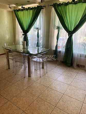 Продаж Квартира 5-кімнатна, 1/5 поверх на вул. Байрона Харьков