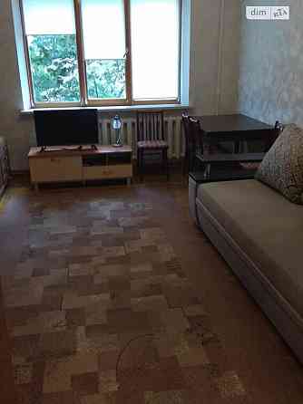 Оренда Квартира 3-кімнатна, 2/9 поверх на Володимира Івасюка, 40 Киев