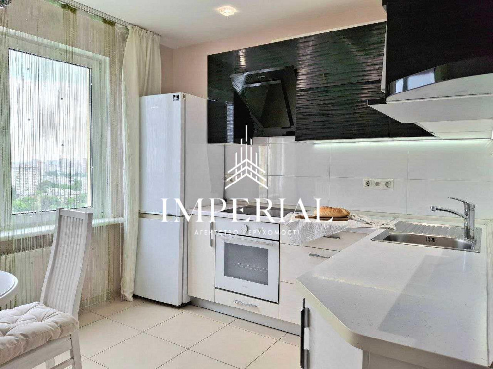 Продаж Квартира 3-кімнатна, 22/25 поверх на вул. Хорольська Київ - фото 1