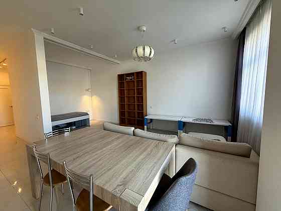 Продаж Квартира 2-кімнатна, 7/14 поверх на Саперне поле вул., д. 12 Київ