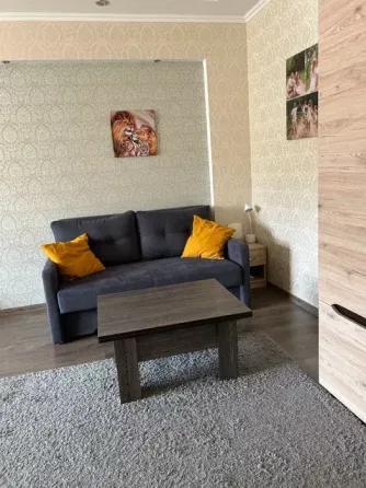 Продаж Квартира 2-кімнатна, 8/10 поверх на Шатила Кропивницький