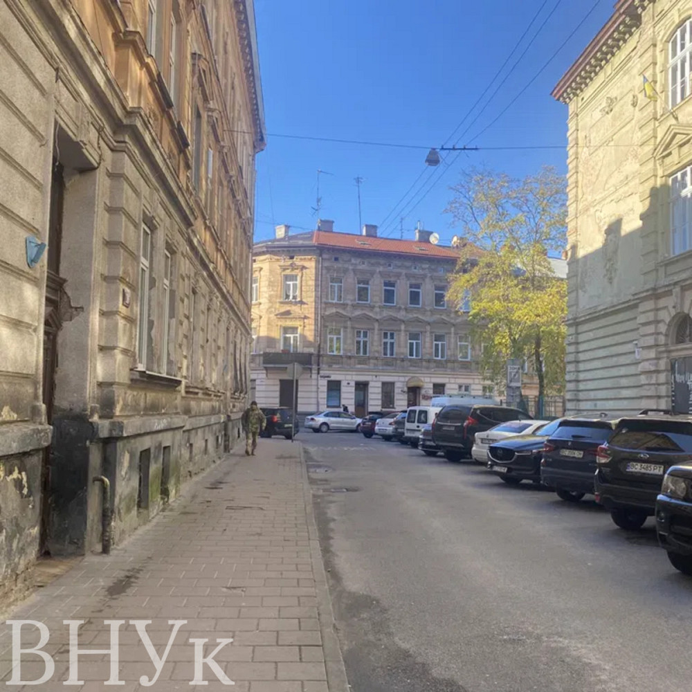 Продаж Квартира 3-кімнатна, 1/3 поверх на таманська Львів - фото 1