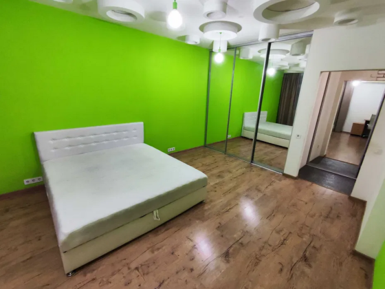 Оренда Квартира 1-кімнатна, 10/14 поверх на вул. Василя Симоненка, 5а Киев