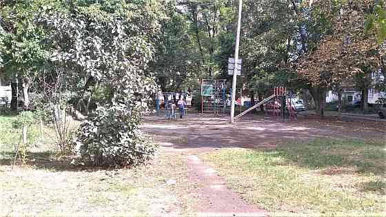 Продам 3-комнатную квартиру на Таирова, Королёва / Левитана, 1/9 эт. Odessa