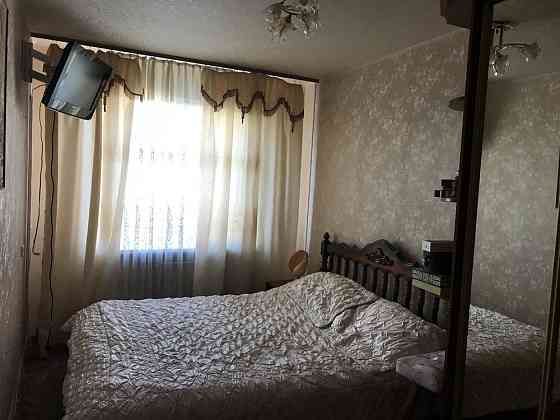 Продаж Квартира 3-кімнатна, 3/5 поверх на Стражеска Академіка вул., д. 11 Киев