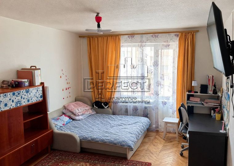 Продаж Квартира 1-кімнатна, 3/9 поверх на Дніпроводська вул., д. 3 Kiev - photo 1