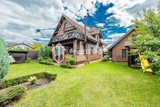 Продаж Будинок 6-кімнатний на вул. Садовая Киев