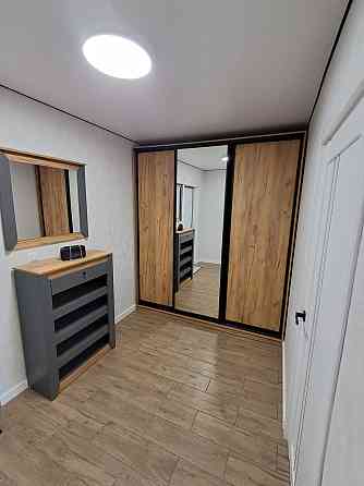 Продаж Квартира 1-кімнатна, 17/23 поверх на Озерна вул., д. 27а Новосілки (Іванківський район)