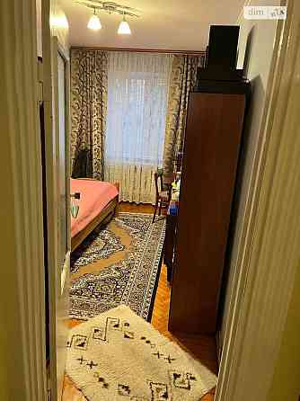 Продаж Квартира 3-кімнатна, 1/5 поверх на Космонавтів Vinnytsya