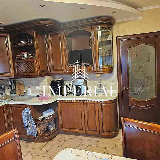 Оренда Квартира 4-кімнатна, 20/25 поверх на вул. Генерала Геннадія Воробйова Київ