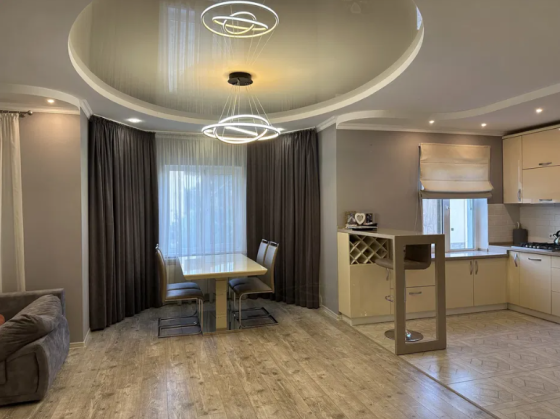 Продам шикарный дом в Первомайском (25 км от пос.Котовского) Першотравневе (Ізмаїльський район)