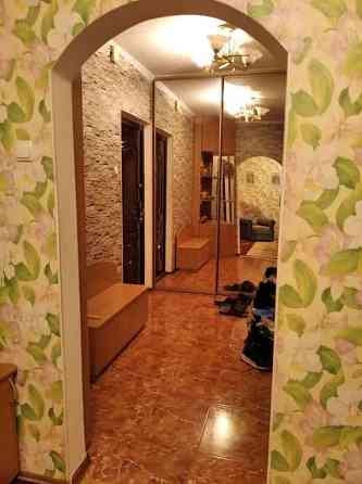 Оренда Квартира 3-кімнатна, 6/12 поверх на пр. Петра Григоренко Київ