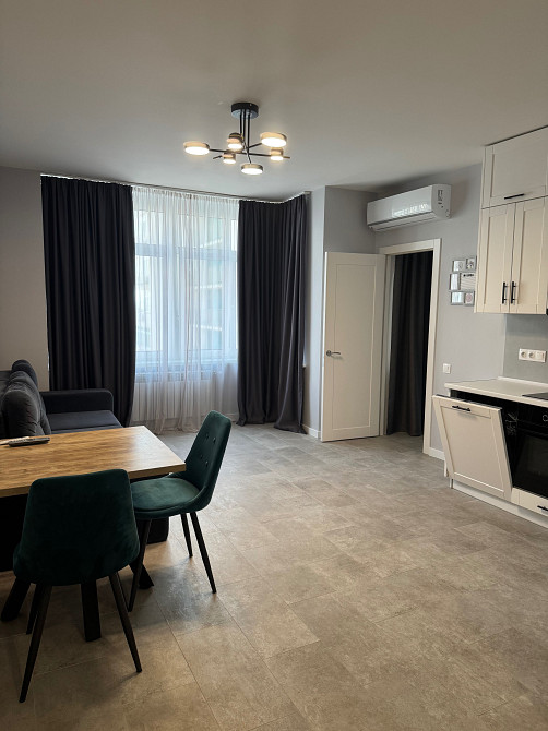 Продаж Квартира 2-кімнатна, 21/25 поверх на Василя Липківського (раніше Урицького) вул., д. 37г Київ - фото 1