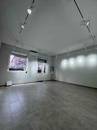 Продаж приміщення вільного призначення на вул. Данила Короля Ivano-Frankivs'k