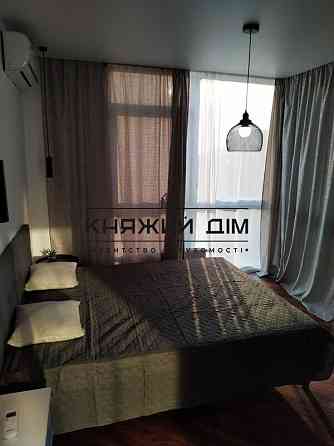 Оренда Квартира 1-кімнатна, 17/25 поверх на Предславинская ул. Kiev