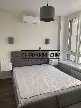 Оренда Квартира 1-кімнатна, 12/33 поверх на Заречная ул. Київ