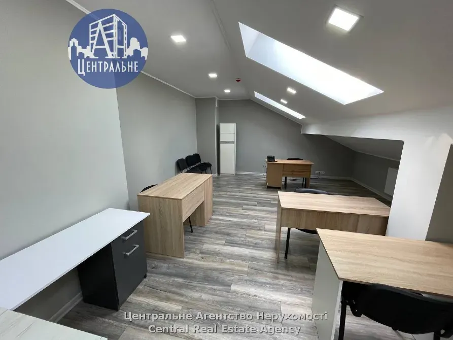 Сдаётся Бизнес-центр / Административное здание площадь 70 кв.м 3-й этаж Черновцы Міцкевича Черновцы - изображение 7