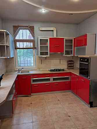 Просторный дом 282 м² с бассейном и сауной Лиманка