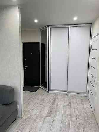 Оренда Квартира 2-кімнатна, 9/9 поверх на просп. Миколи Бажана, 5є Киев