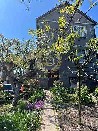 Продаж Будинок 3-кімнатний на Садовая ул., 17 