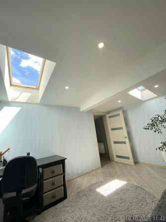 Продаж 3-поверховий Будинок з ділянкою 3 сот 230 кв.м 6 кімн. на Білозіра вул. Рудне