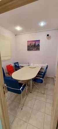 Оренда Будинок 4-кімнатний на Гончара Олеся вул., 37А Київ