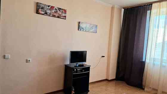 Оренда Квартира 2-кімнатна, 19/19 поверх на ул. Елены Пчилки, 3а Kiev