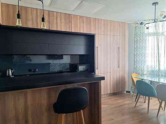 Оренда Квартира 2-кімнатна, 6/27 поверх на Перемишльська, 2г Київ