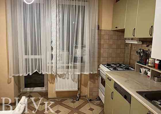 Продаж Квартира 2-кімнатна, 2/5 поверх на Шухевича Ужгород