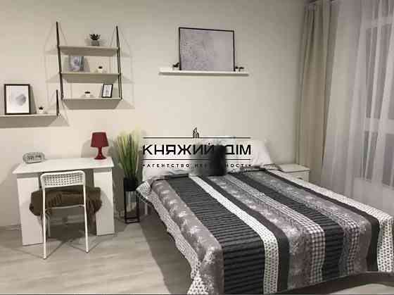 Оренда Квартира 1-кімнатна, 13/21 поверх на Предславинская ул. Київ