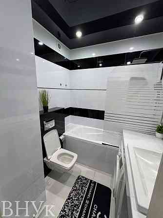 Продаж Квартира 3-кімнатна, 8/10 поверх на Зелена Львів