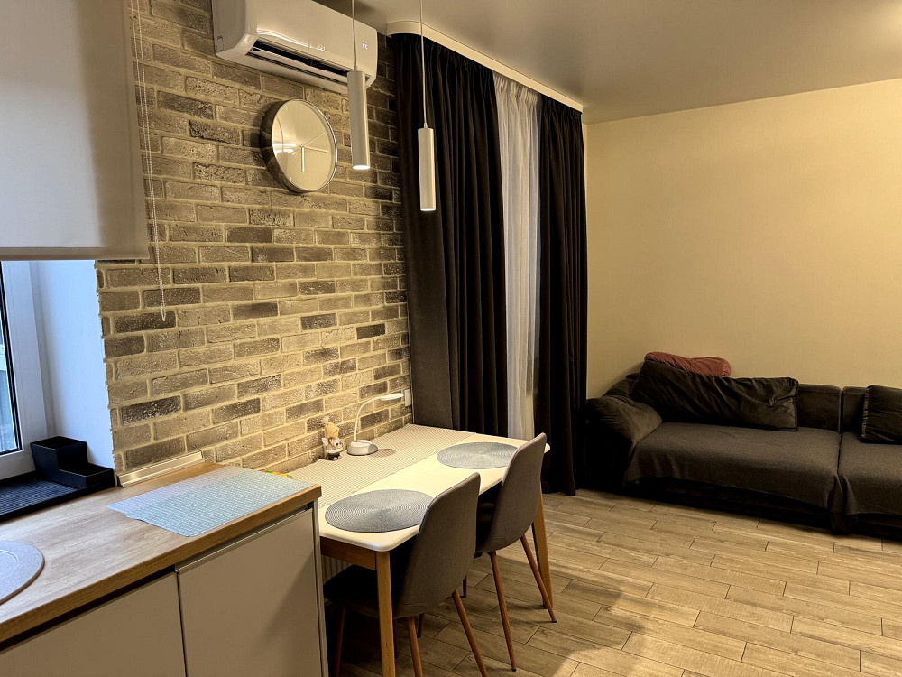 Продаж Квартира 3-кімнатна, 3/7 поверх на Лебедєва Академіка вул., д. 1/7 Київ - фото 2