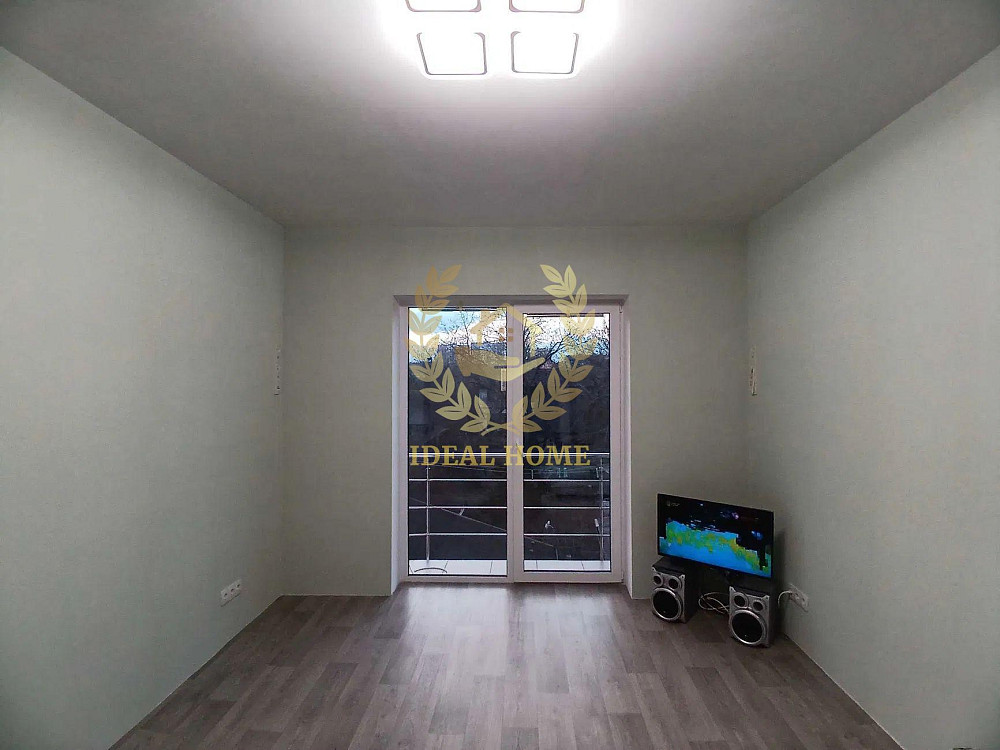 Продаж Квартира 1-кімнатна, 3/4 поверх Киев - изображение 2