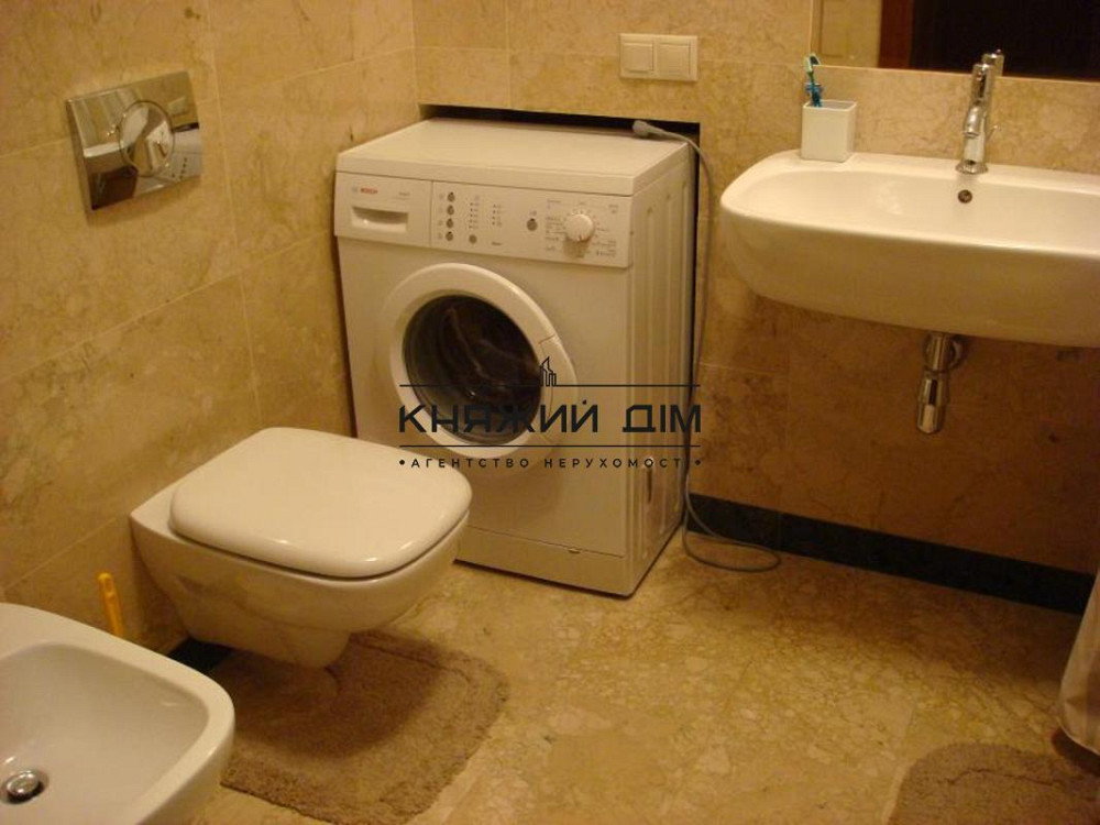 Оренда Квартира 1-кімнатна, 4/4 поверх на Тургеневская ул. Kiev - photo 9