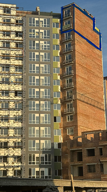 Продаж Квартира 3-кімнатна, 14/15 поверх на Княгинин 44 Івано-Франківськ - фото 1