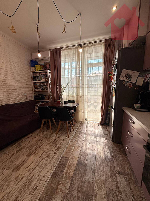 Продаж Квартира 2-кімнатна, 5/6 поверх на Волошина Минай - фото 2