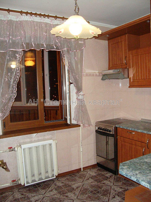 Продаж Будинок 3-кімнатний на Чорнобильська вул., 24/26 Київ - фото 1