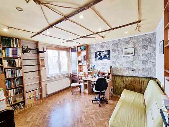 Продаж Будинок 8-кімнатний на вул. Роганська Харьков