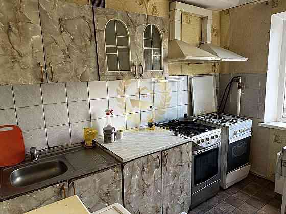 Продам двокімнатну комунальну квартиру Соломʼянський р-н Київ