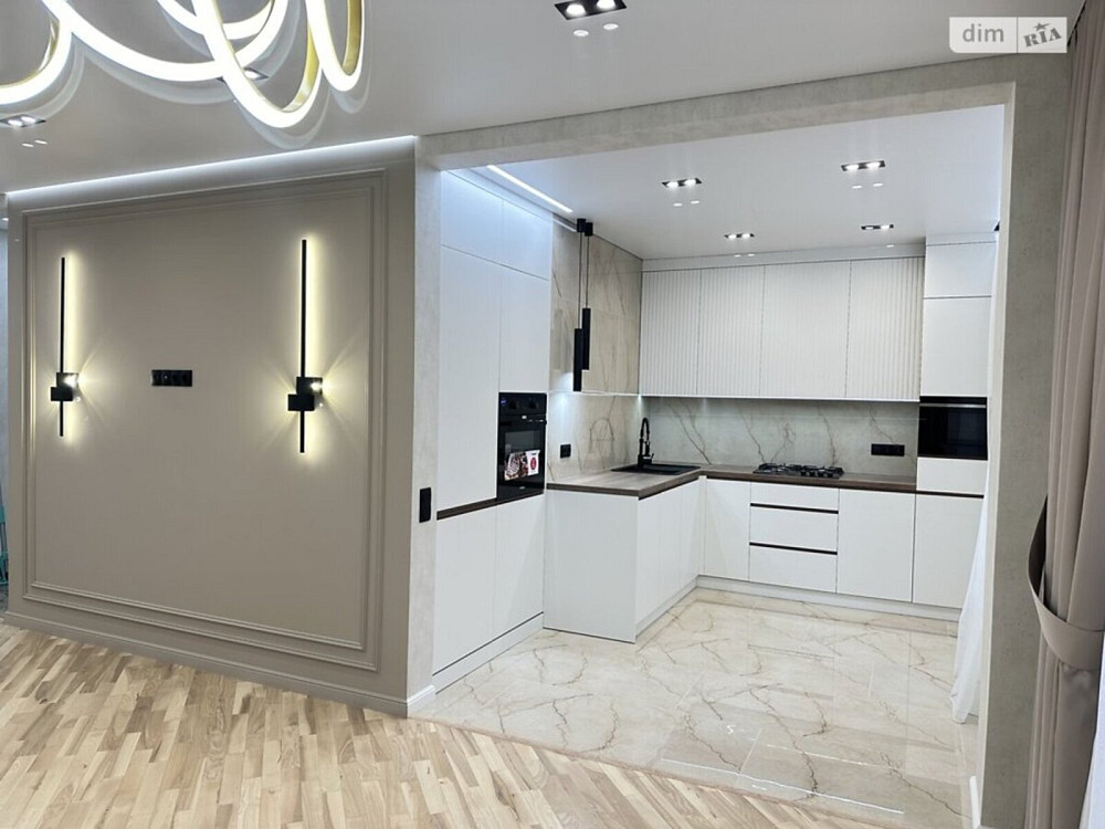 Продаж Квартира 3-кімнатна, 3/9 поверх на Ющенка Вінниця - фото 1