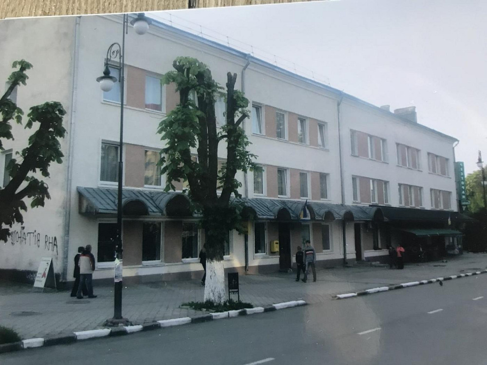 Продаж готовий бізнес на вул. Івана Франка приміщень - 15, поверх - 1/3 Моршин - изображение 1