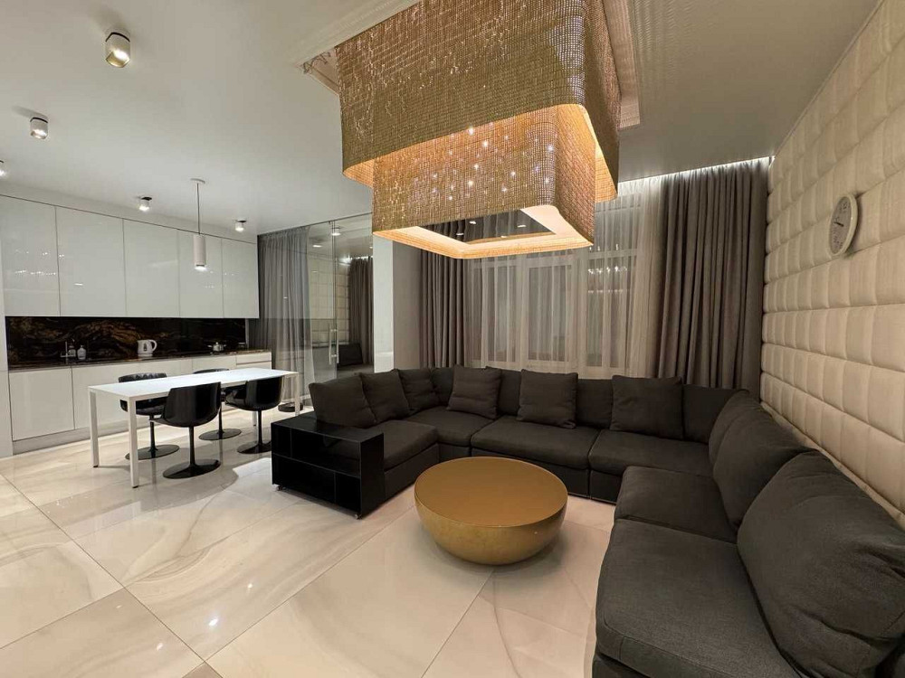 Продаж Квартира 4-кімнатна, 19/30 поверх на Андрія Верхогляда вул., д. 20а Київ - фото 1