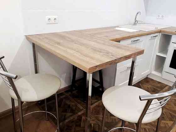 Оренда Квартира 1-кімнатна, 5/25 поверх на Центральная ул., 19 а Kiev