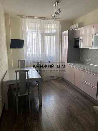 Оренда Квартира 3-кімнатна, 13/25 поверх на Чавдар Єлизаветы ул. Київ