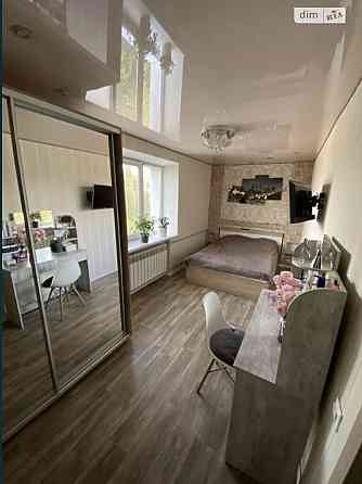 Продаж Квартира 2-кімнатна, 5/5 поверх на пр. Орловський Дніпро