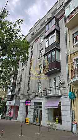 Продаж Квартира 4-кімнатна на Большая Васильковская ул., 42 Київ