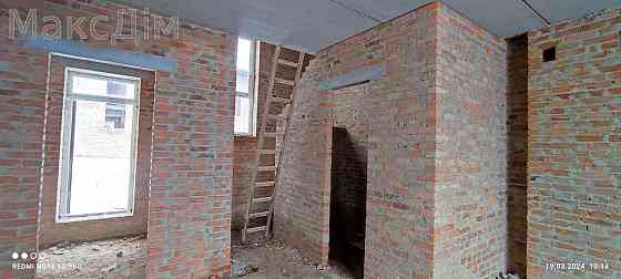 Продаж Будинок 4-кімнатний 