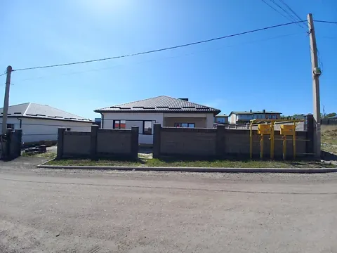 Продаж 1-поверховий   105 кв.м 3 кімн. на ЖК по вул. Макарова Рівне - фото 3