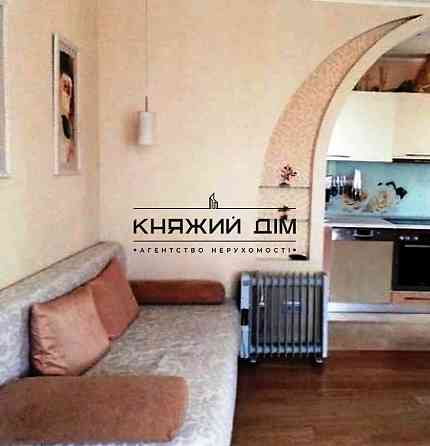 СРОЧНО продам шикарная 3-х. ком. в Новом доме. Метро Вокзальная. Код объекта:21117429 Київ