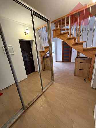 Оренда Квартира 4-кімнатна, 5/5 поверх на Мальовнича Uzhhorod